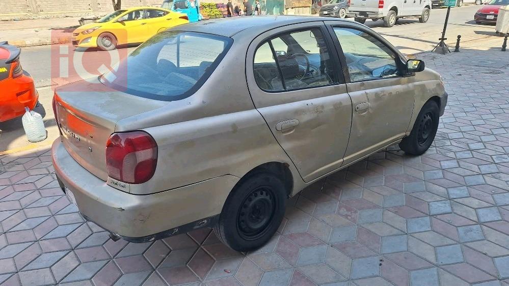 Toyota Echo
